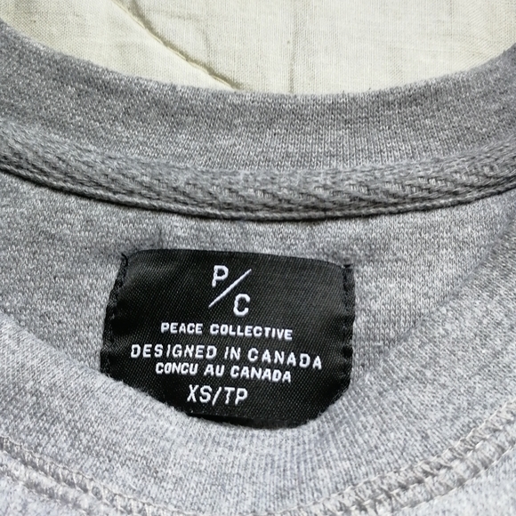 PEACE COLLECTIVE Canadian Built Graphic Sweater Fleece lined cotton Olympics XS - Picture 3 of 8